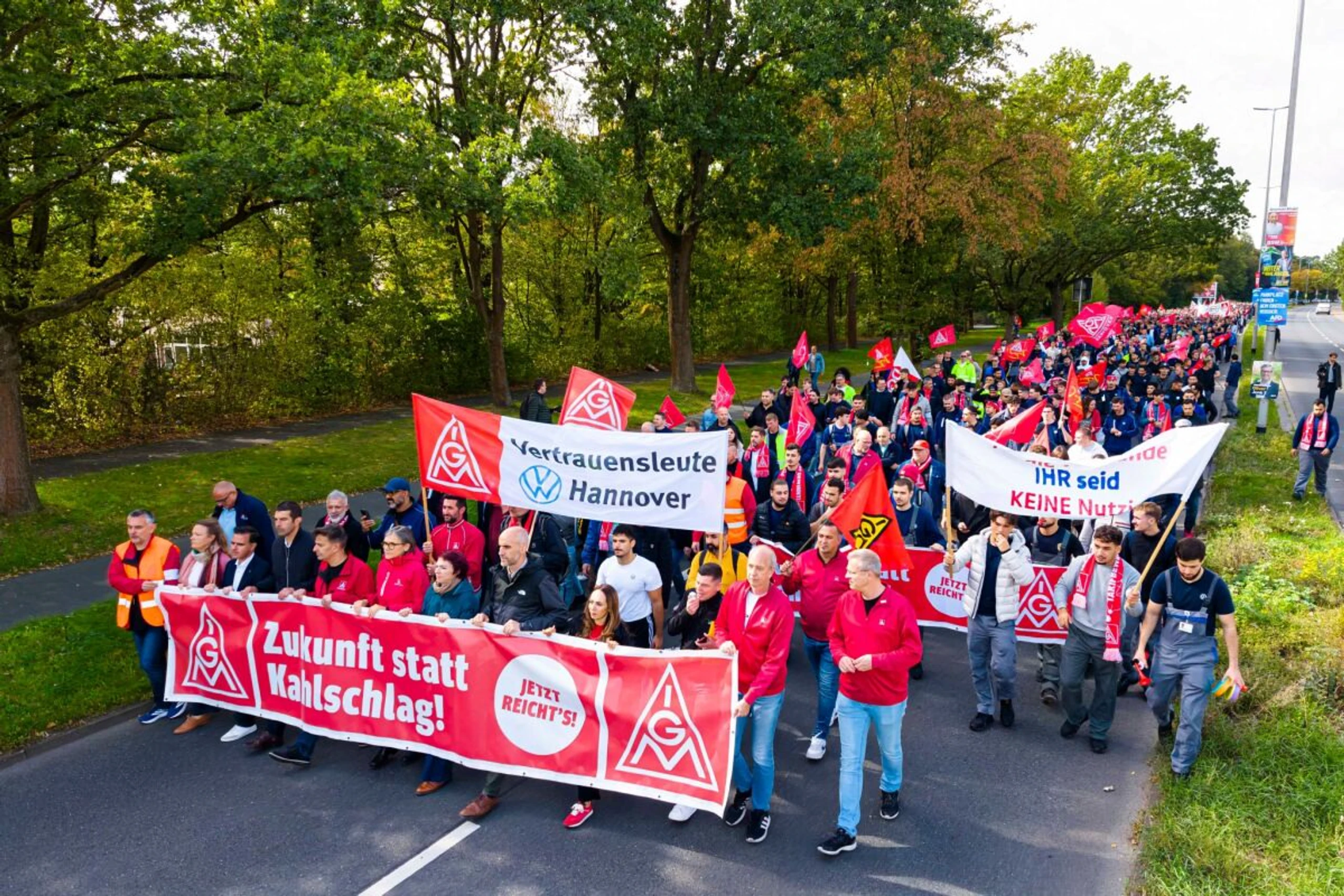 Treffen zwischen Arbeitnehmervertretern und Management am 30.9.