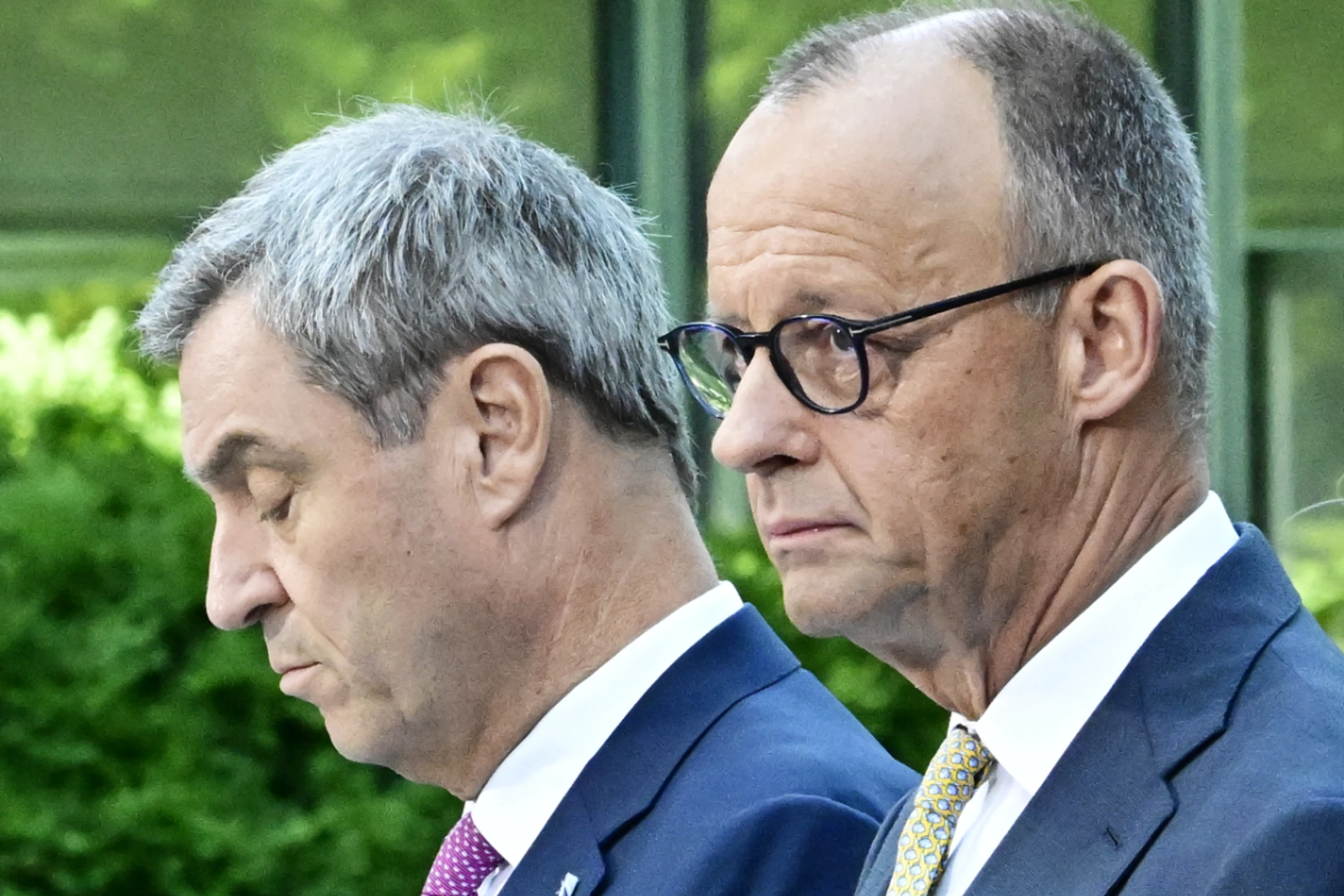 Miserable Werte: die Parteichefs Söder (CSU) und Merz (CDU)