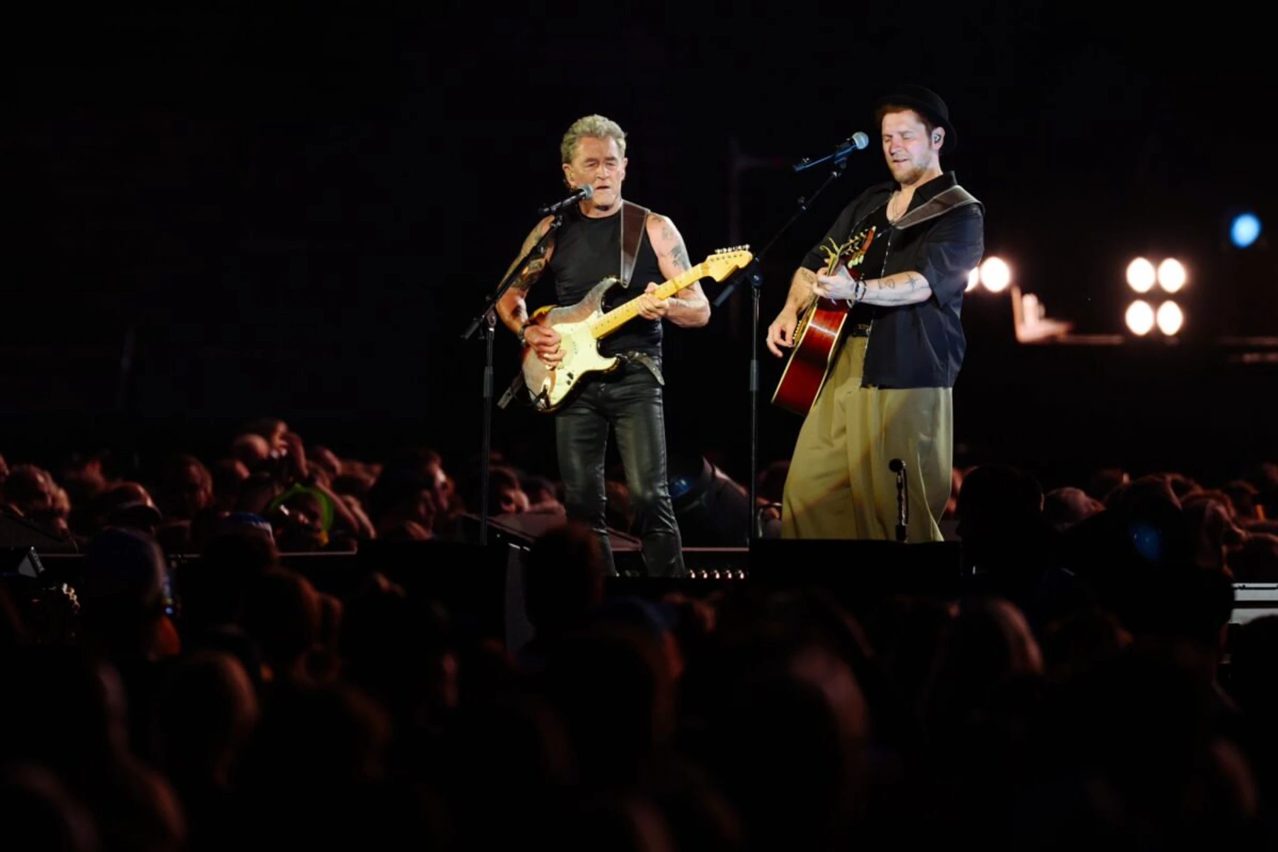 ++ ARCHIVBILD ++ Peter Maffay (l.) und Johannes Oerding