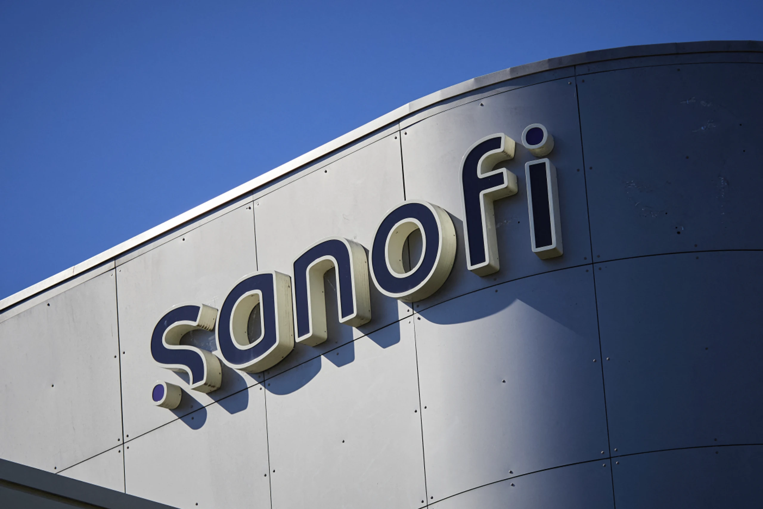 Regeneron für Forschung und Entwicklung zuständig, Sanofi für Vertrieb