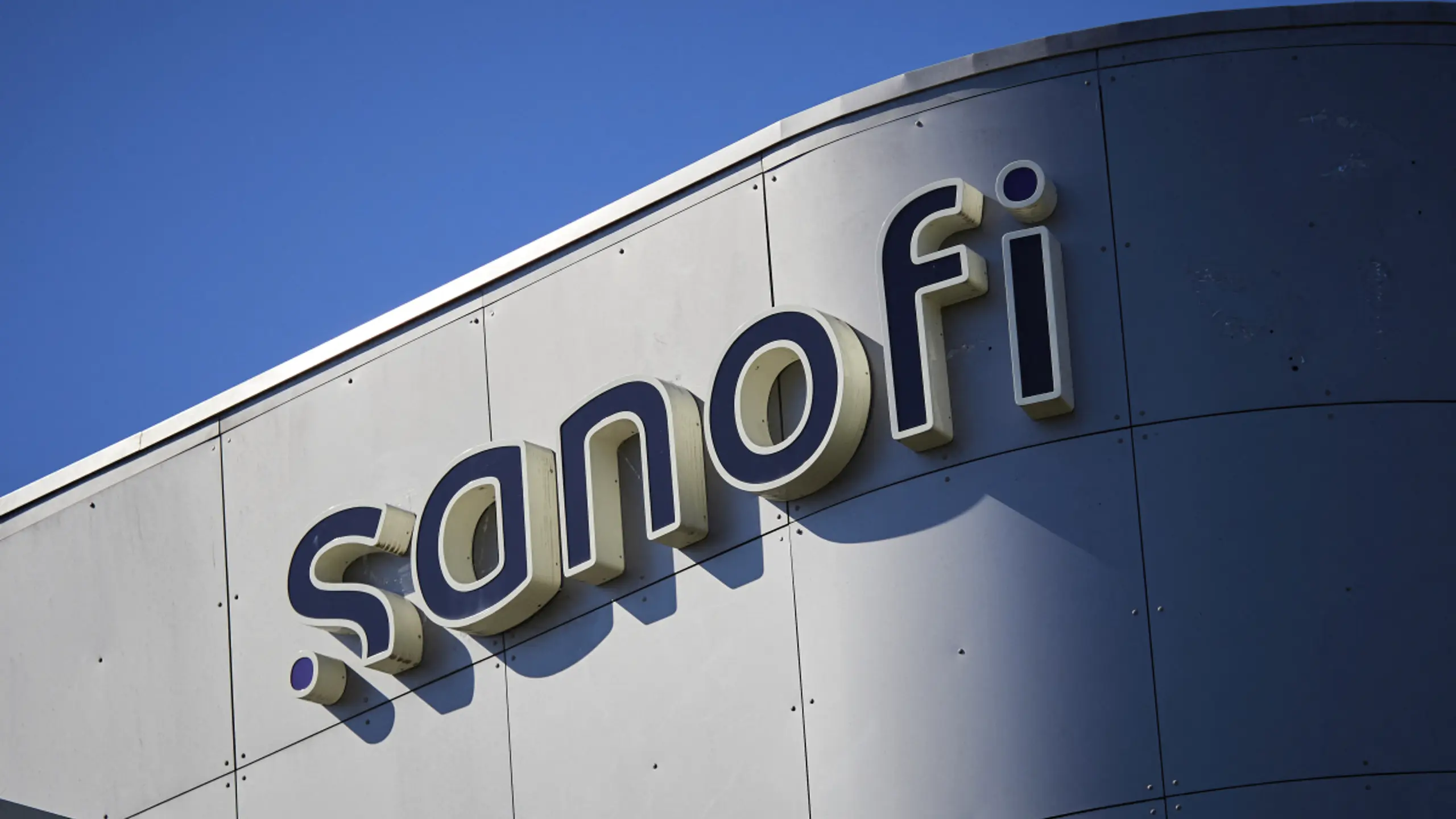 © AFP, GUILLAUME SOUVANT, Apa Regeneron für Forschung und Entwicklung zuständig, Sanofi für Vertrieb