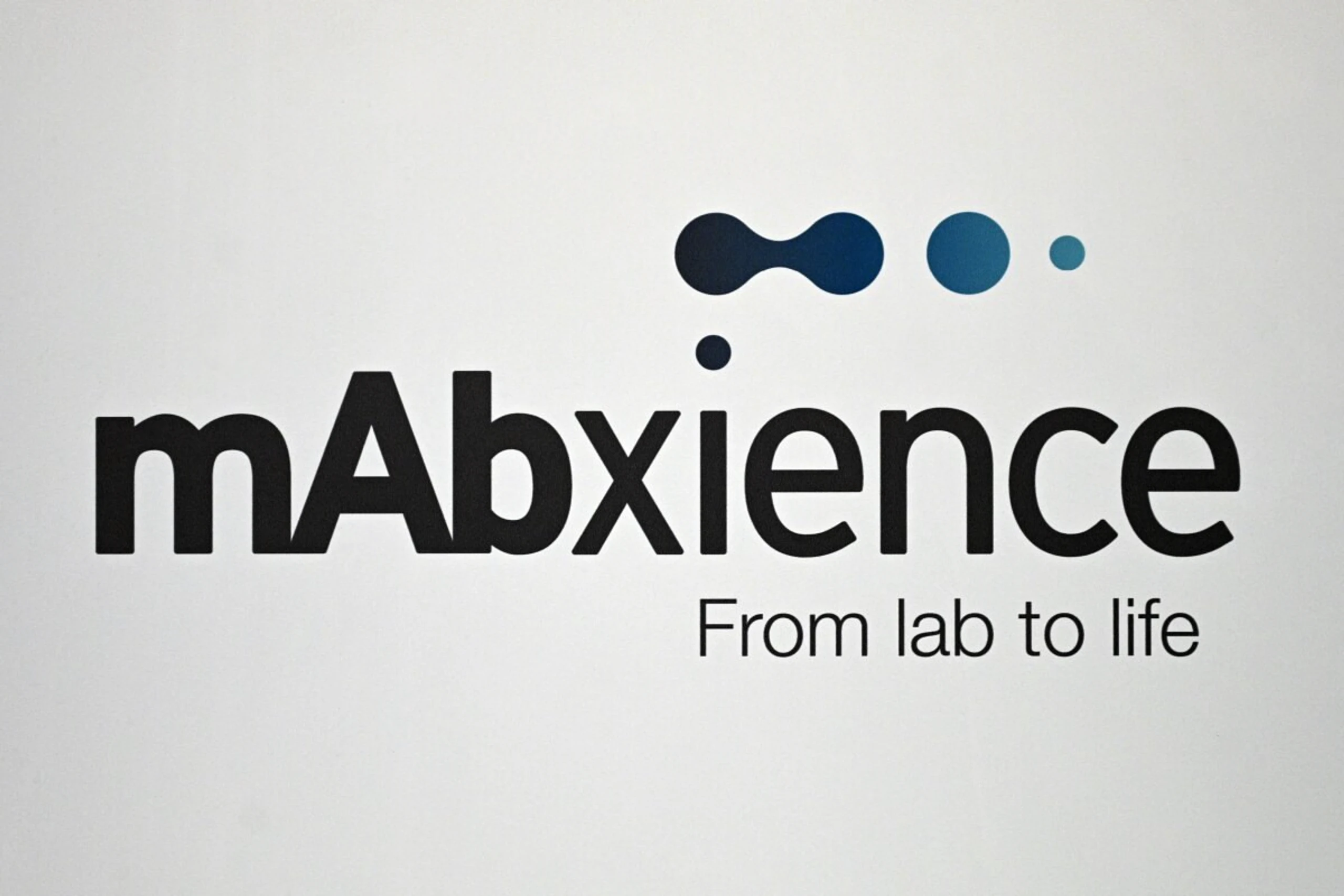 Zahlung bis zu 750 Mio. Euro für mAbxience