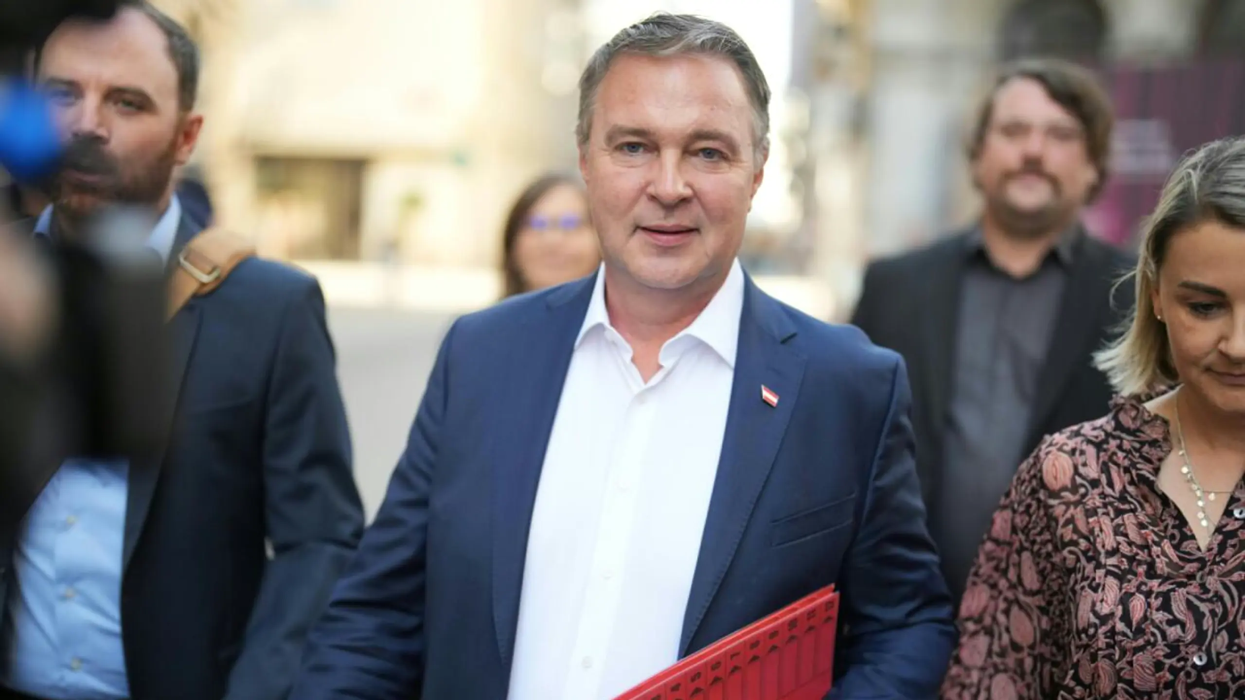 © Apa, GEORG HOCHMUTH Andreas Babler übergibt mit Jahresende an ein Dreierteam