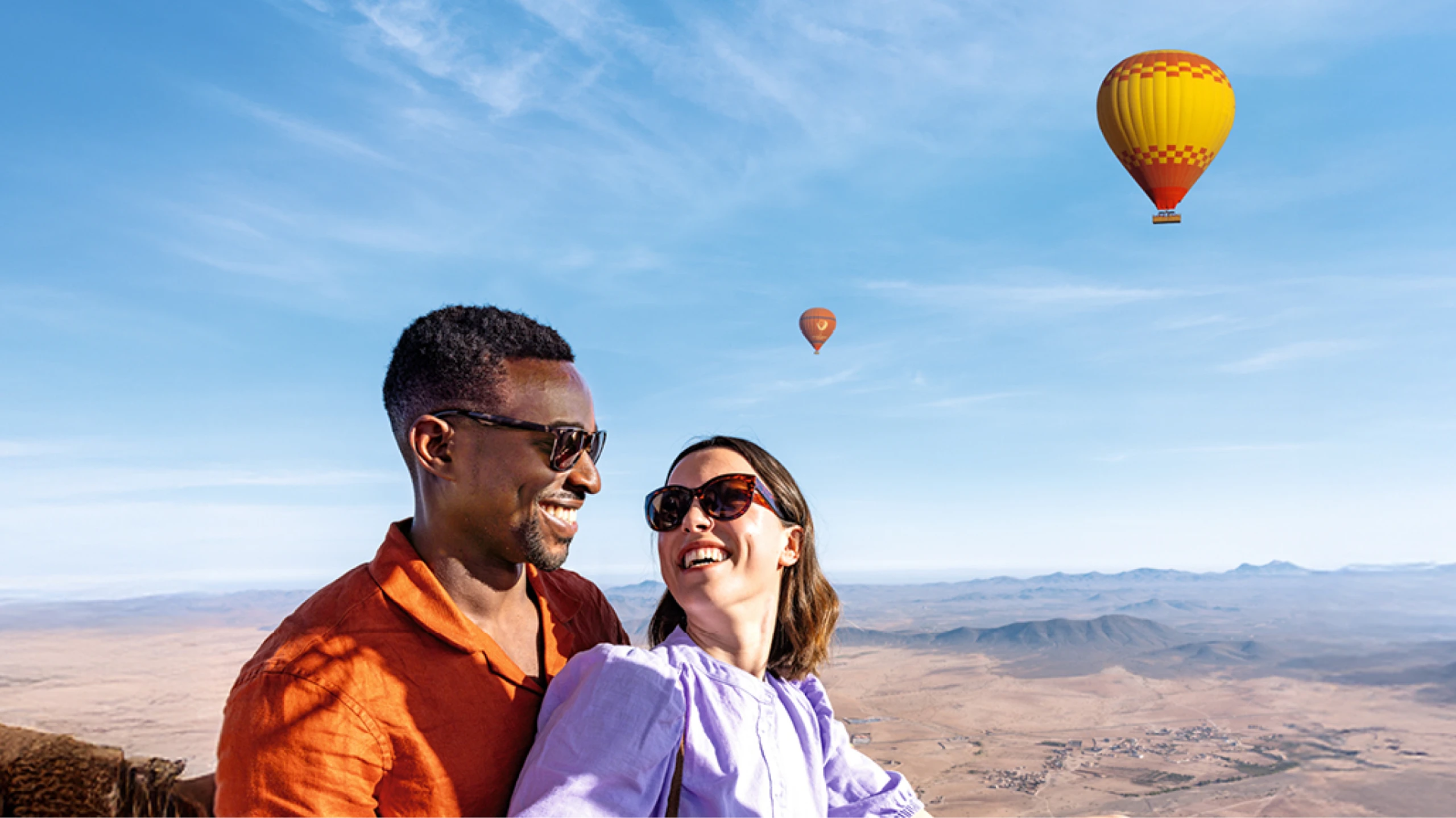 Sonnenanbeterin, Adrenalinjunkie oder Familien-Heldin: Die Winterurlaubstypen im Check!