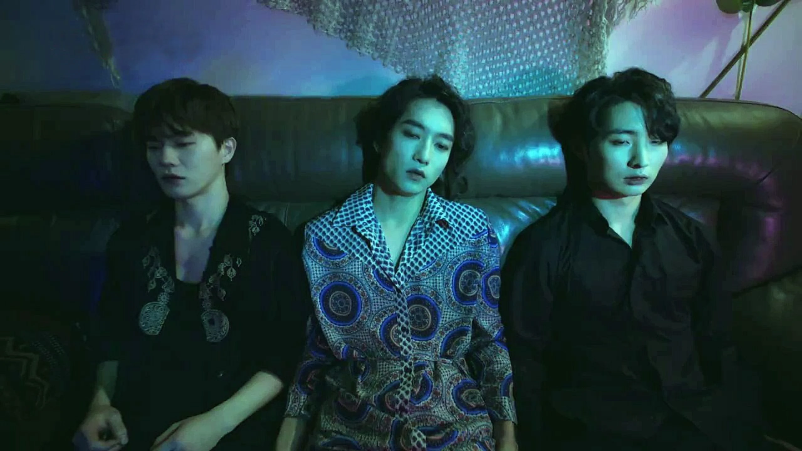 4인의 뱀파이어