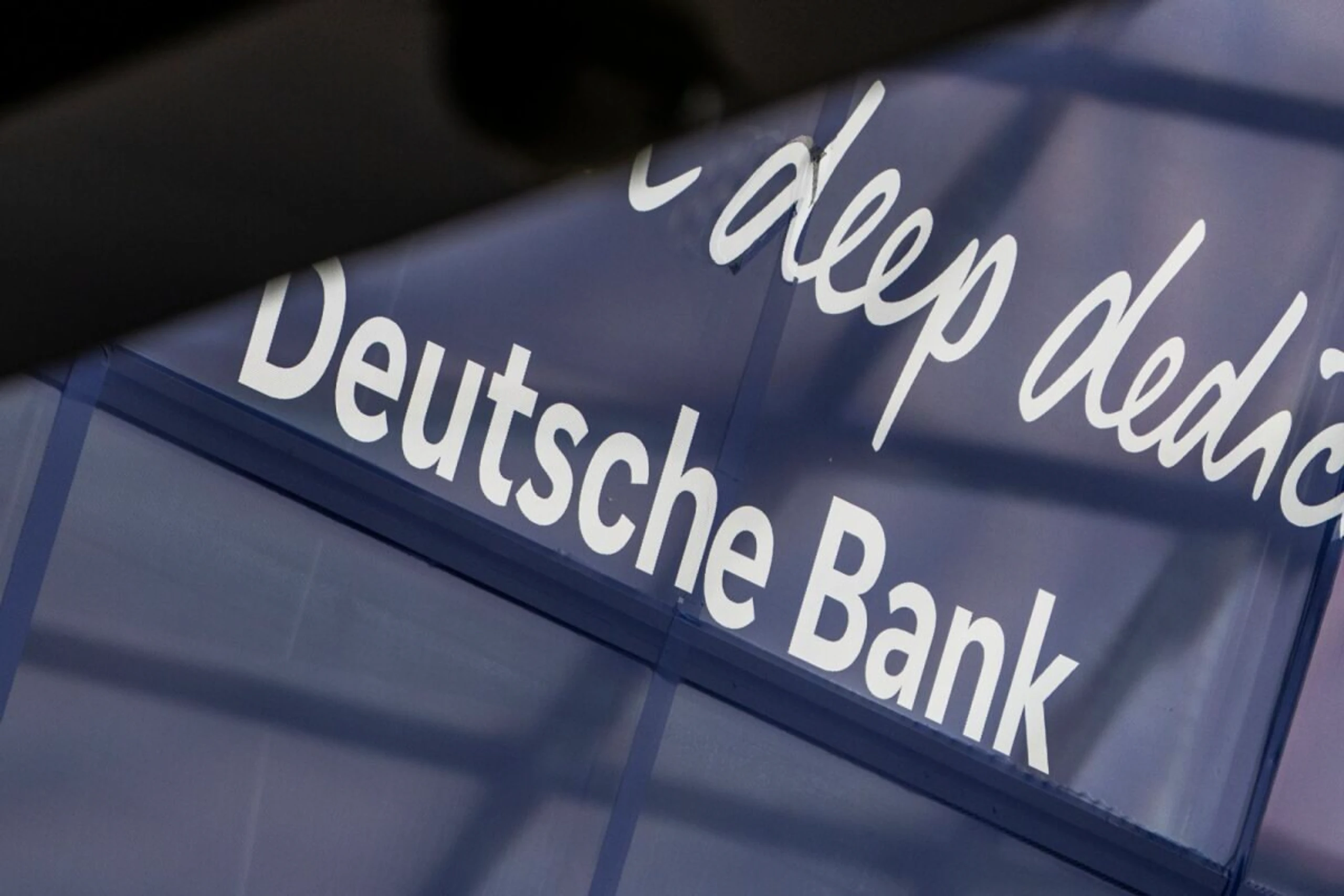++ ARCHIVBILD ++ Deutsche Bank muss weiter an ihren IT-Systemen arbeiten