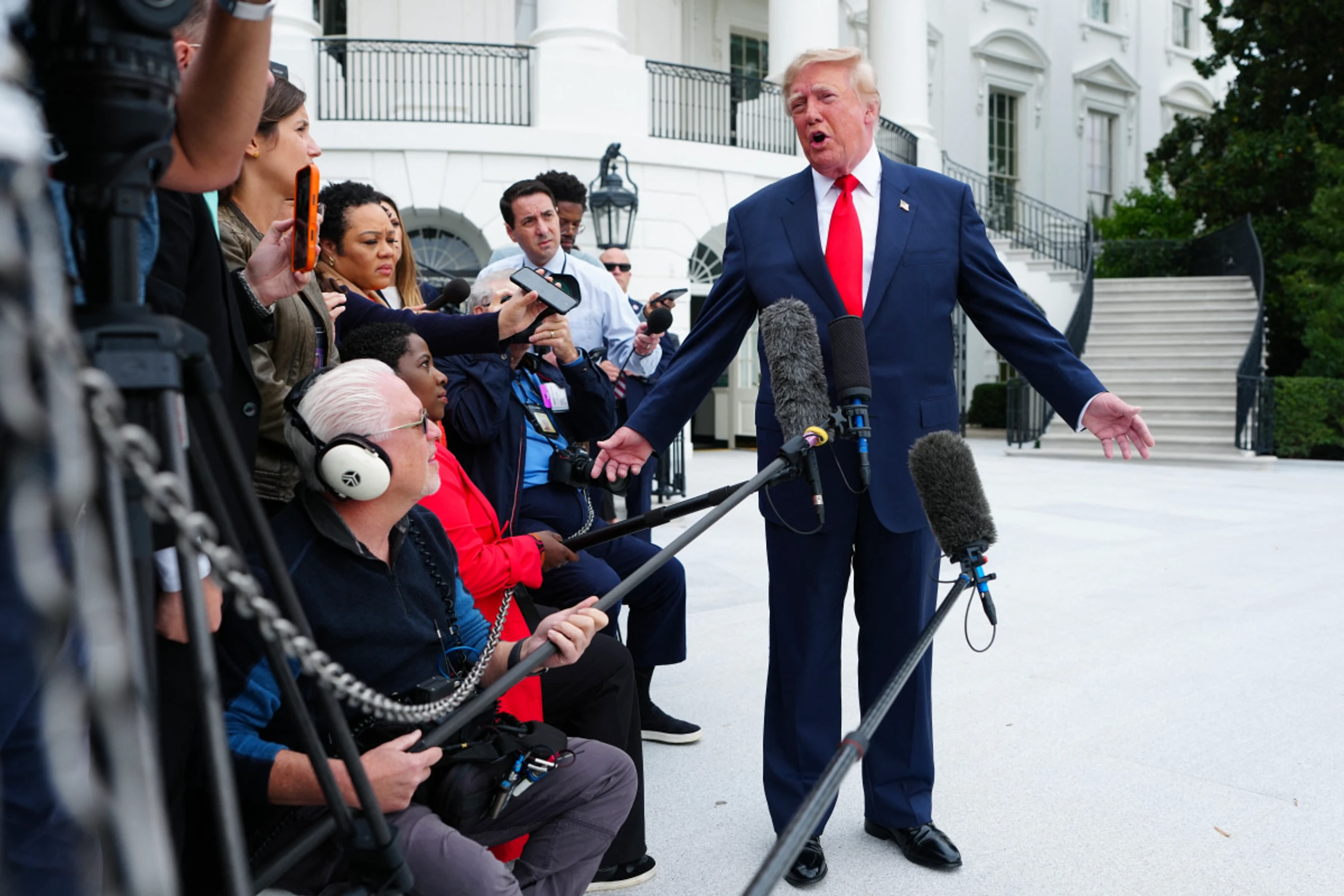 Mehrere TV-Sender hatten die Trump-Berichterstattung kurz boykottiert