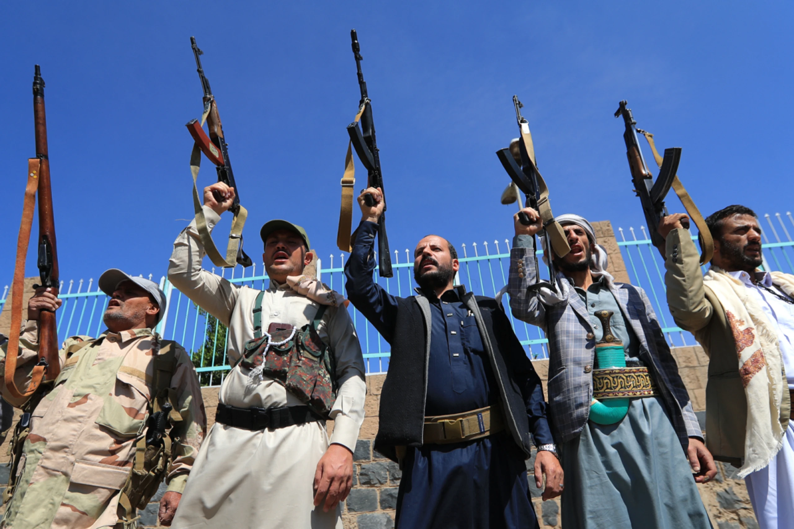 Houthi bekannten, Flughafen "stillgelegt" zu haben