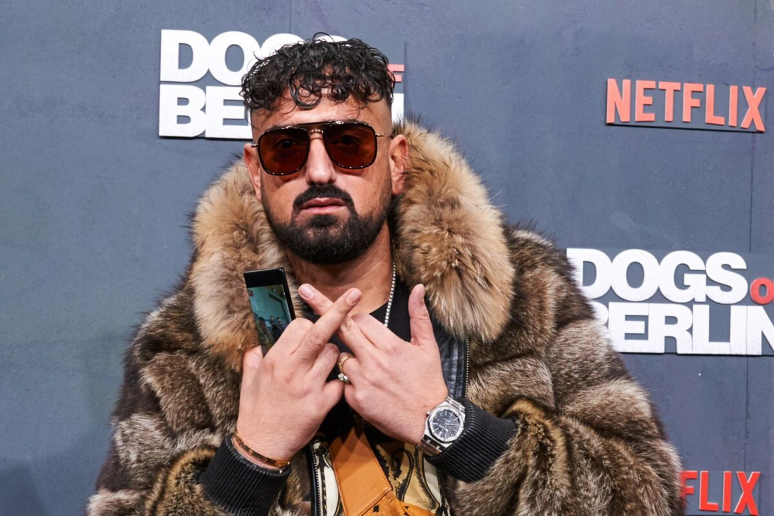 ++ ARCHIVBILD ++ Rapper Haftbefehl muss pausieren
