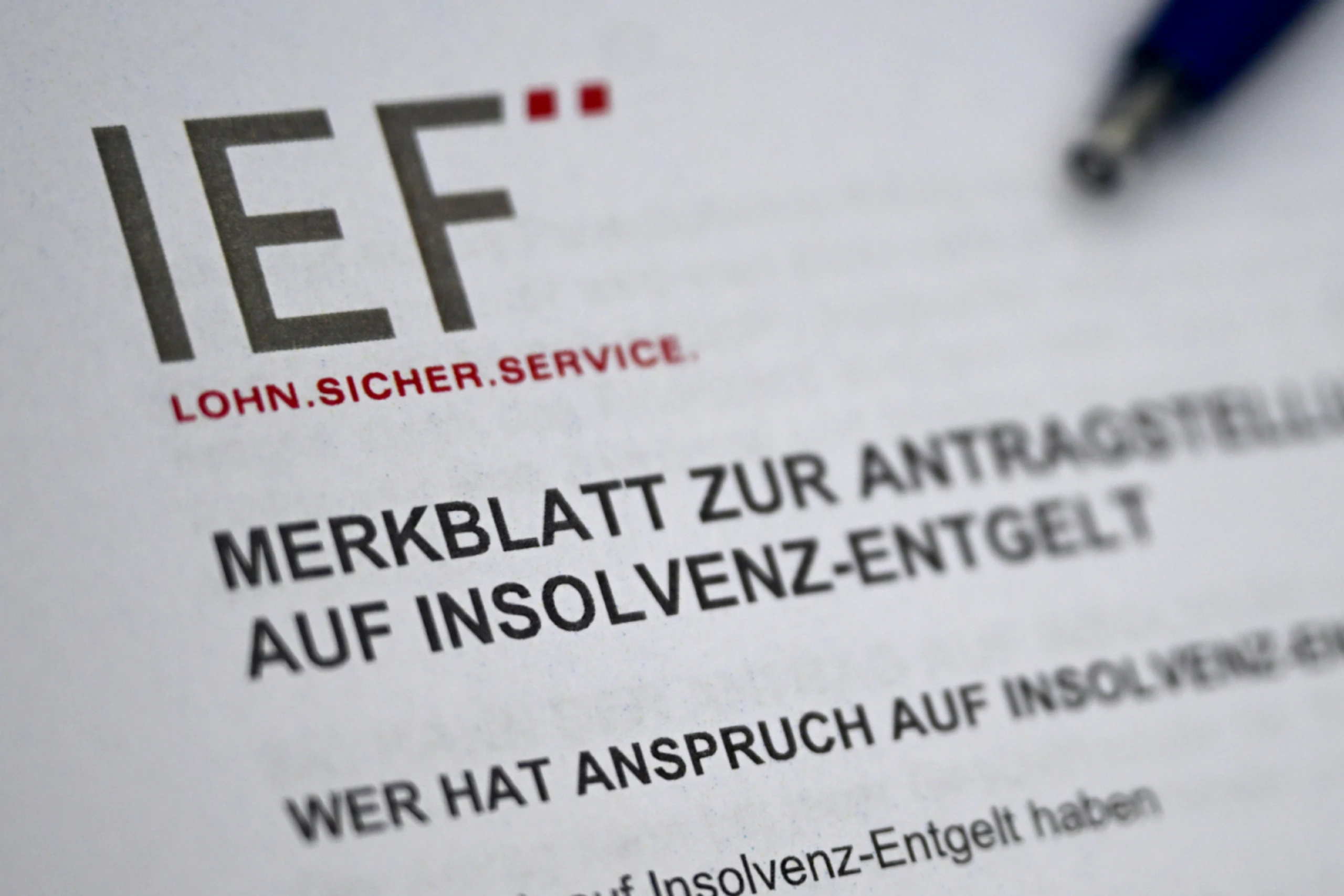 AKV: Firmeninsolvenzen leicht rückläufig, keine Entspannung