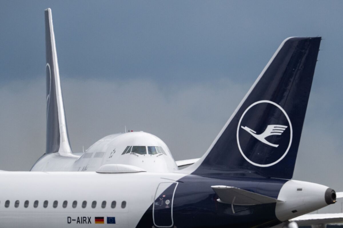 ++ ARCHIVBILD ++ Lufthansa würde damit Anteil von 44,9 Prozent erwerben