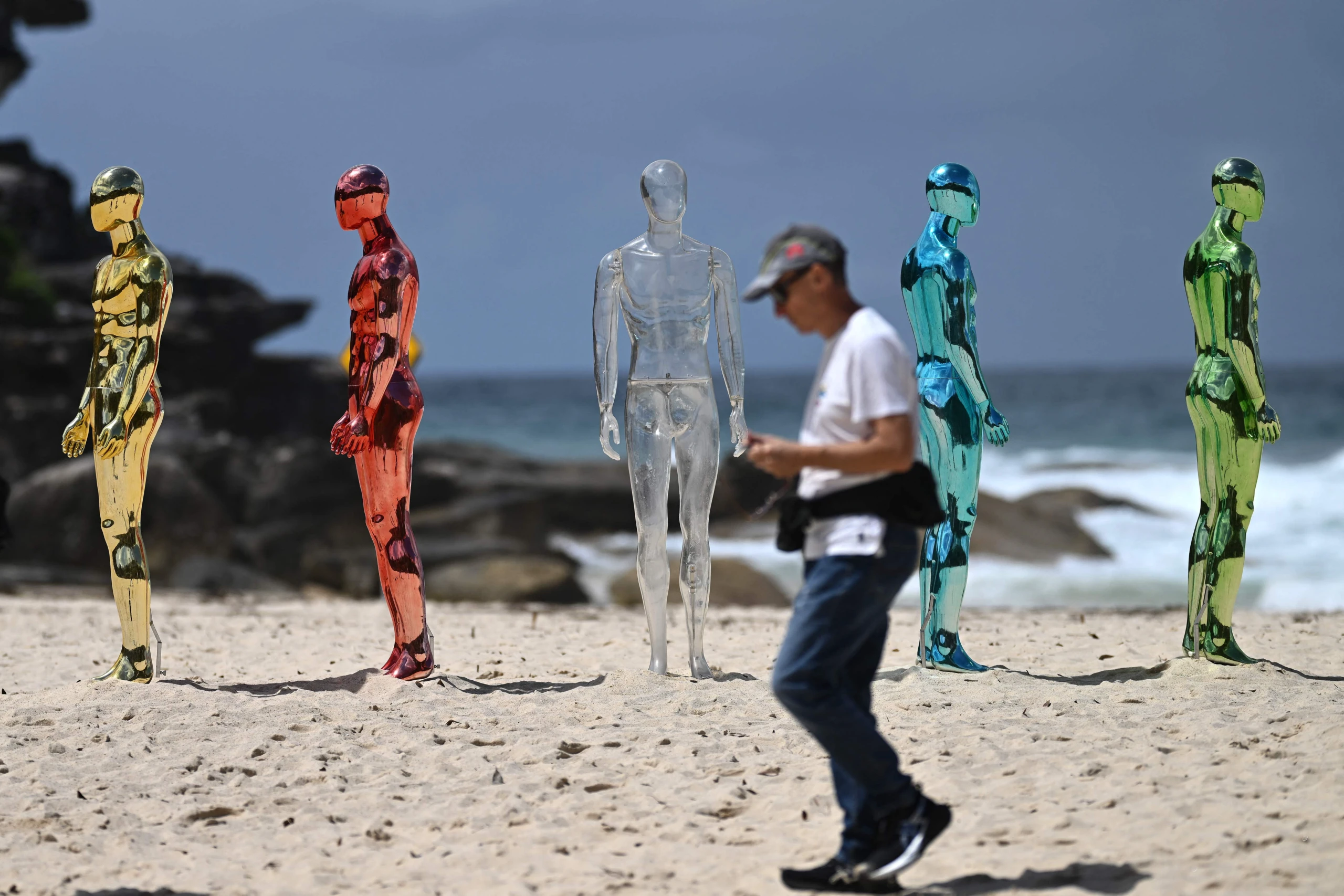 Skulptur „Artificial Real Time“ bei Sculpture by the Sea in Sydney