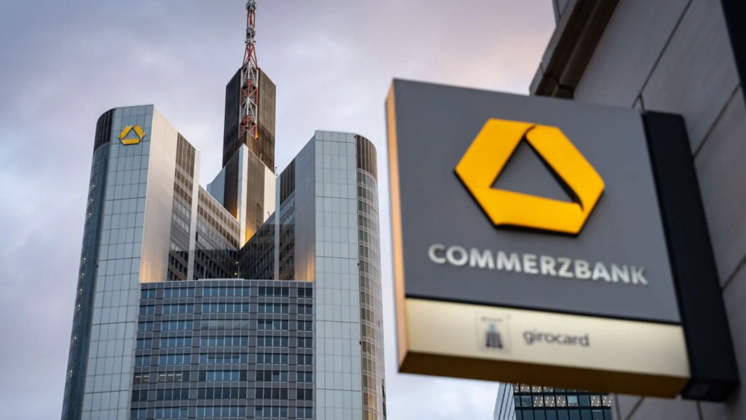 © DPA, Frank Rumpenhorst, Apa ++ ARCHIVBILD ++ UniCredit nahm weitere Hürde auf Weg zur Commerzbank-Übernahme