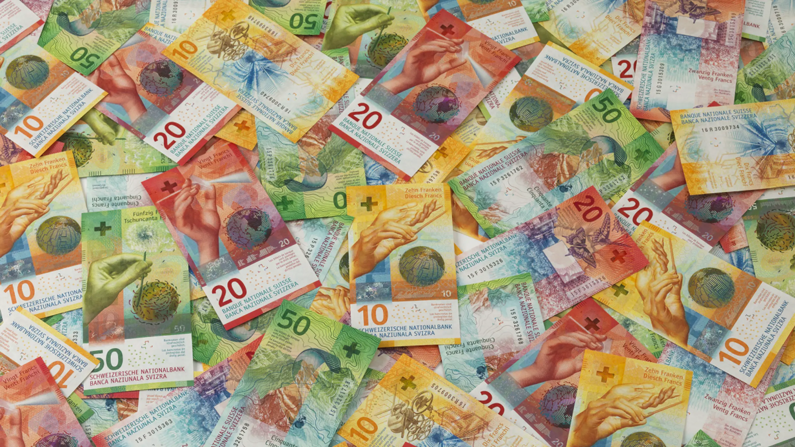 © STR, SCHWEIZERISCHE NATIONALBANK, Apa Handelsbilanzüberschuss auf 14 Milliarden Franken leicht ausgeweitet