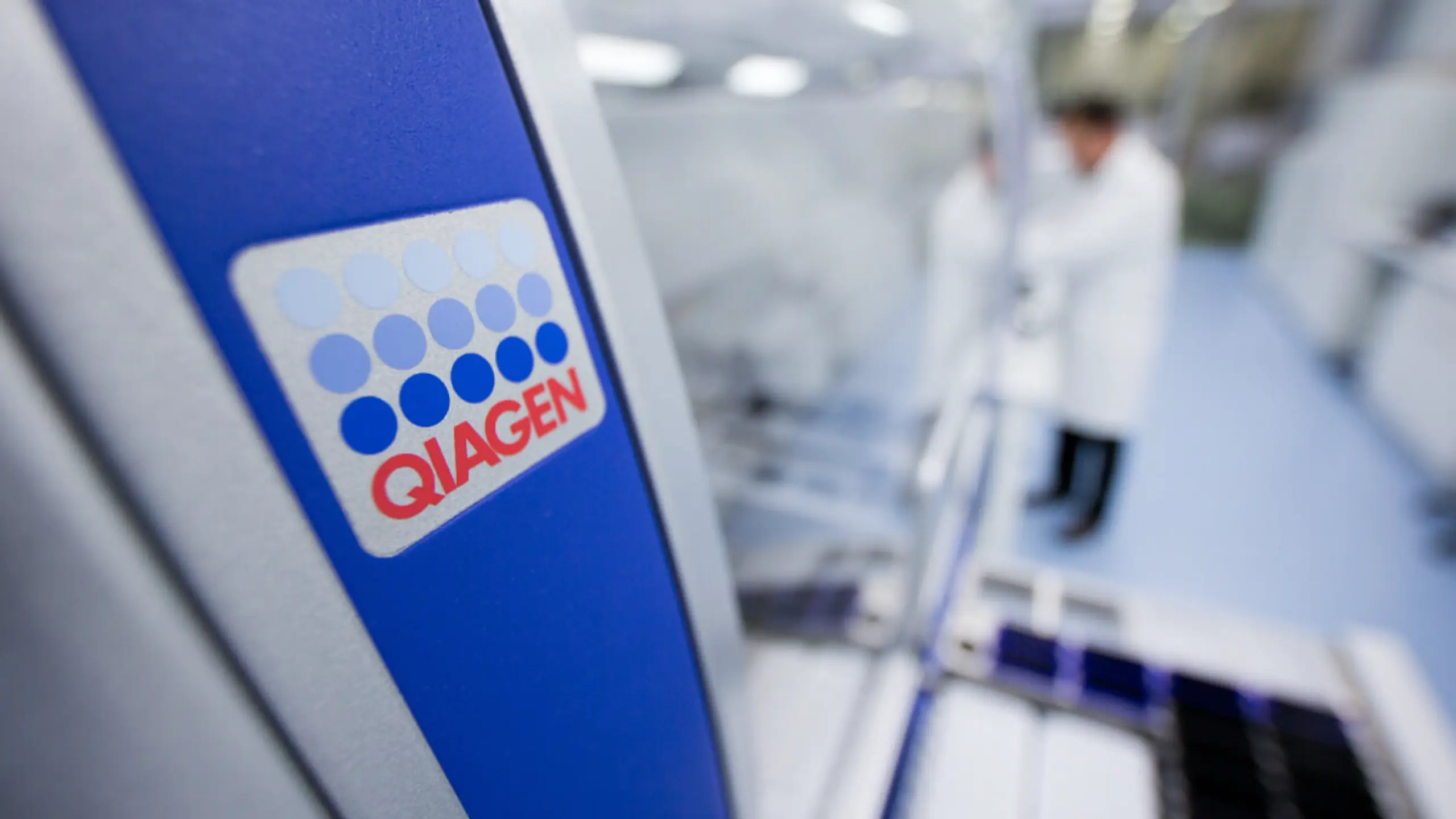 Bloomberg: Beteiligungsgesellschaft will Qiagen für über 9 Mrd. Euro übernehmen