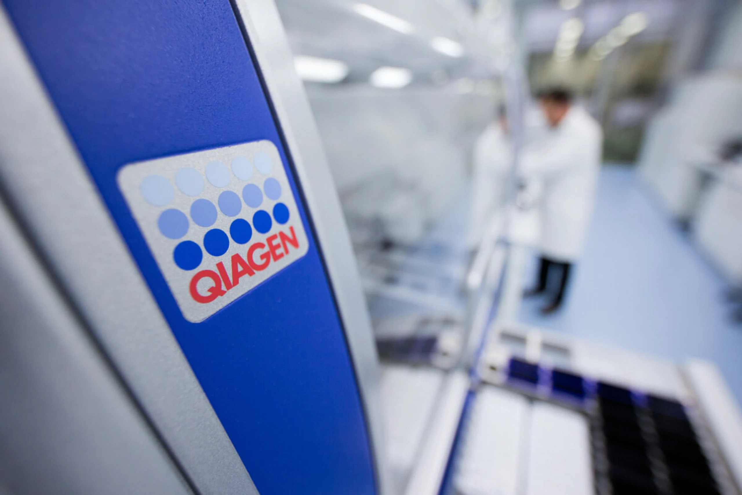Bloomberg: Beteiligungsgesellschaft will Qiagen für über 9 Mrd. Euro übernehmen