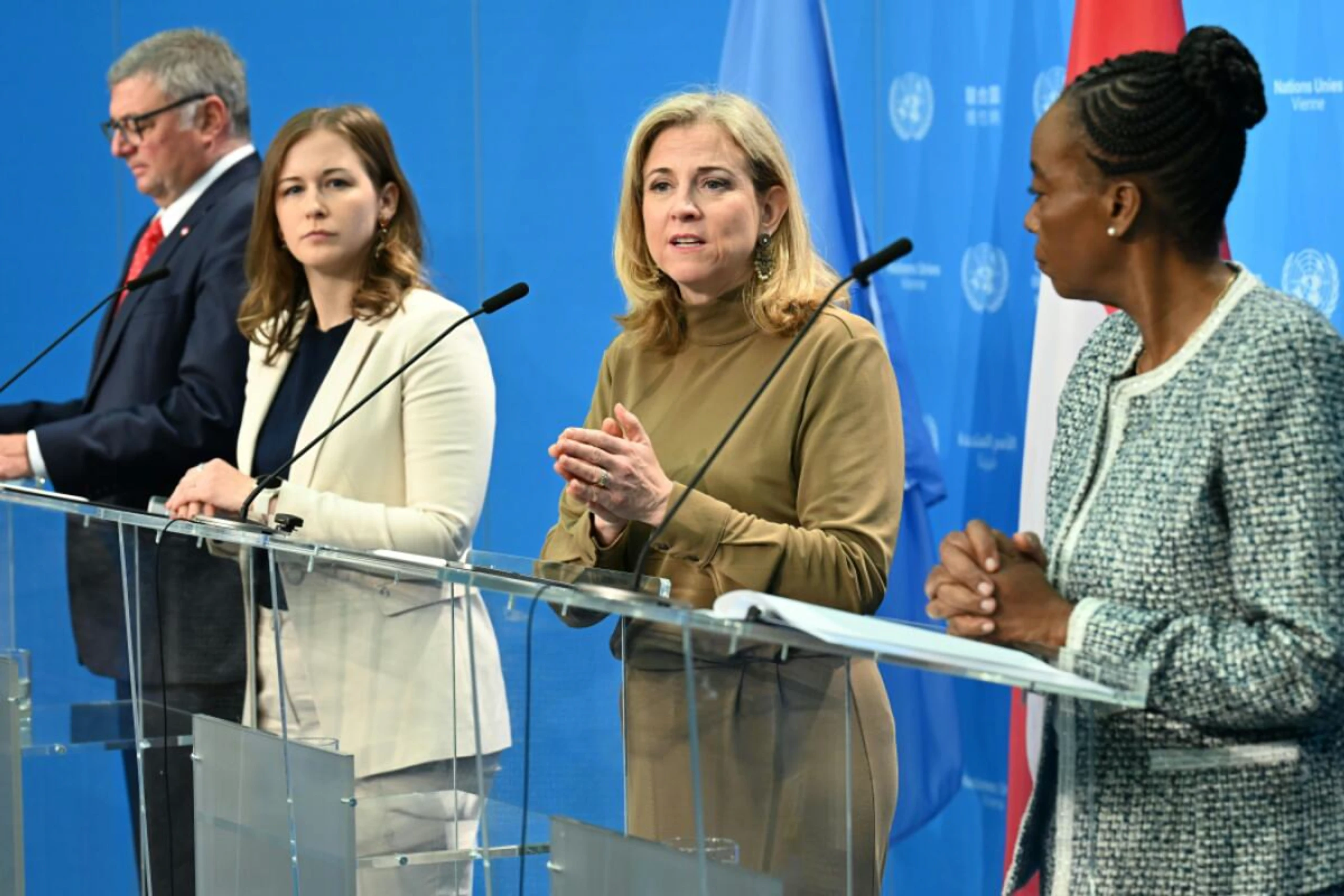 Erstmals ein Pressefoyer nach dem Ministerrat in der UNO-City