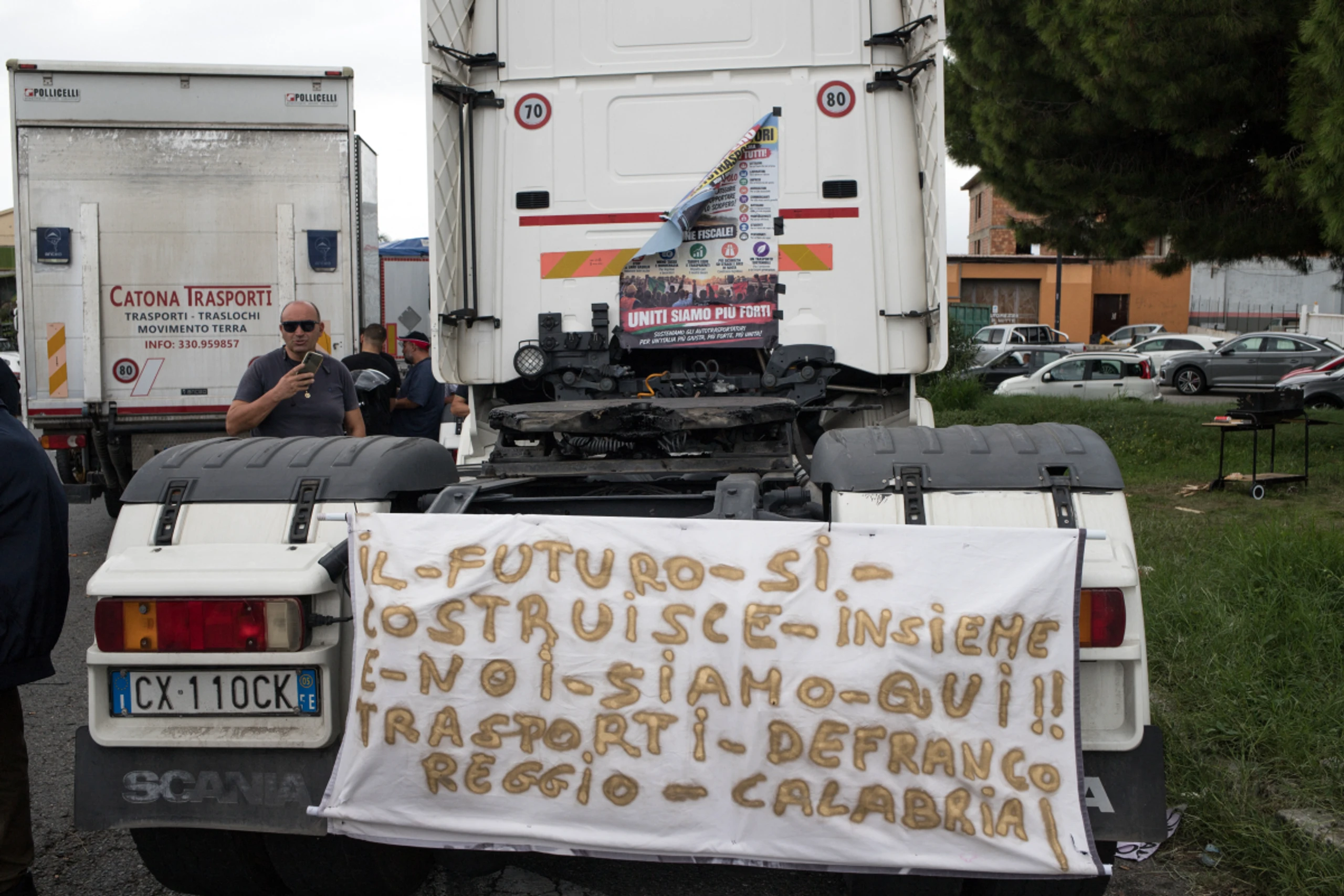 Proteste gegen hohe Spritpreise und Lebenshaltungskosten