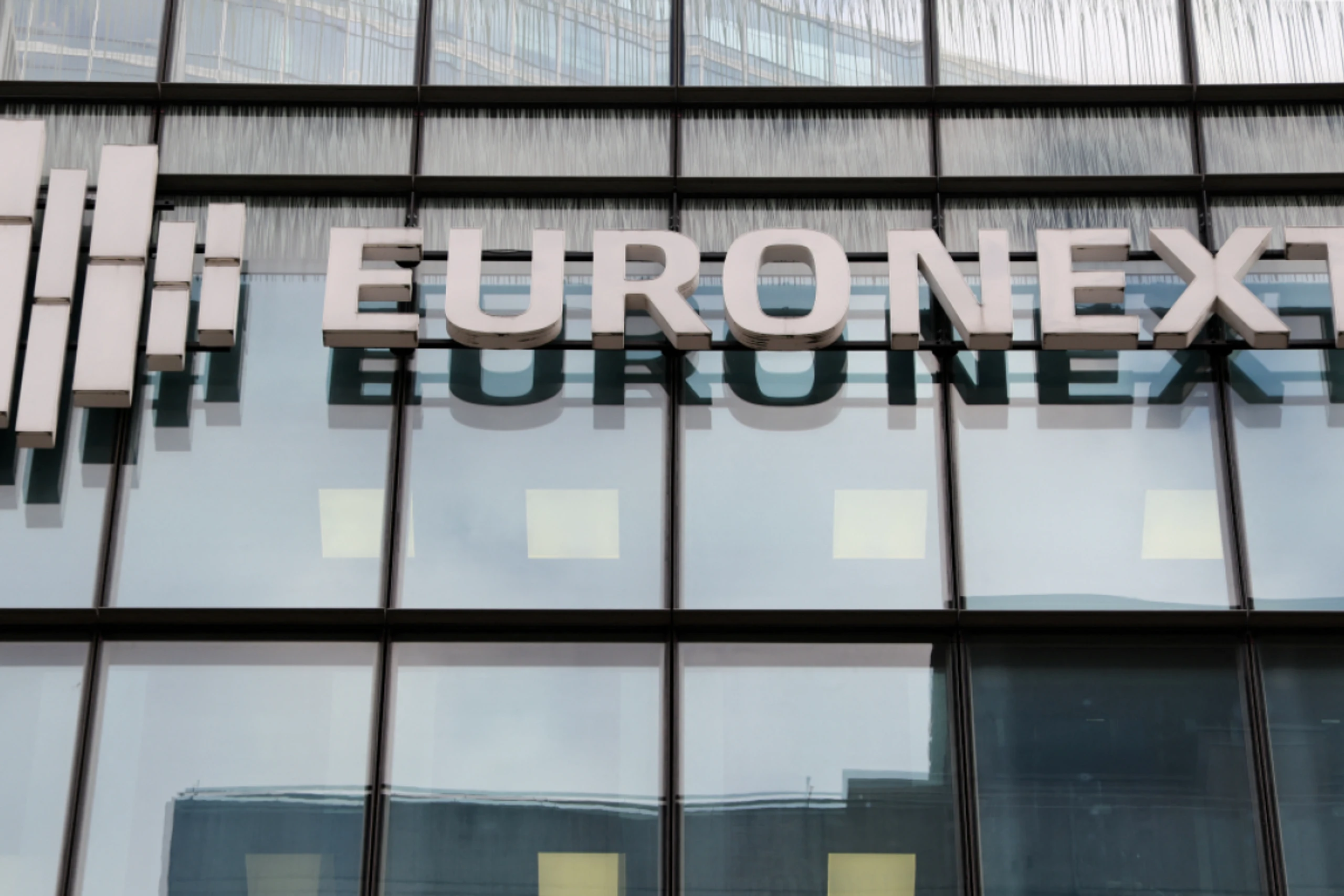 Techtitel, Bankenwerte und Bergbauaktien unter Druck