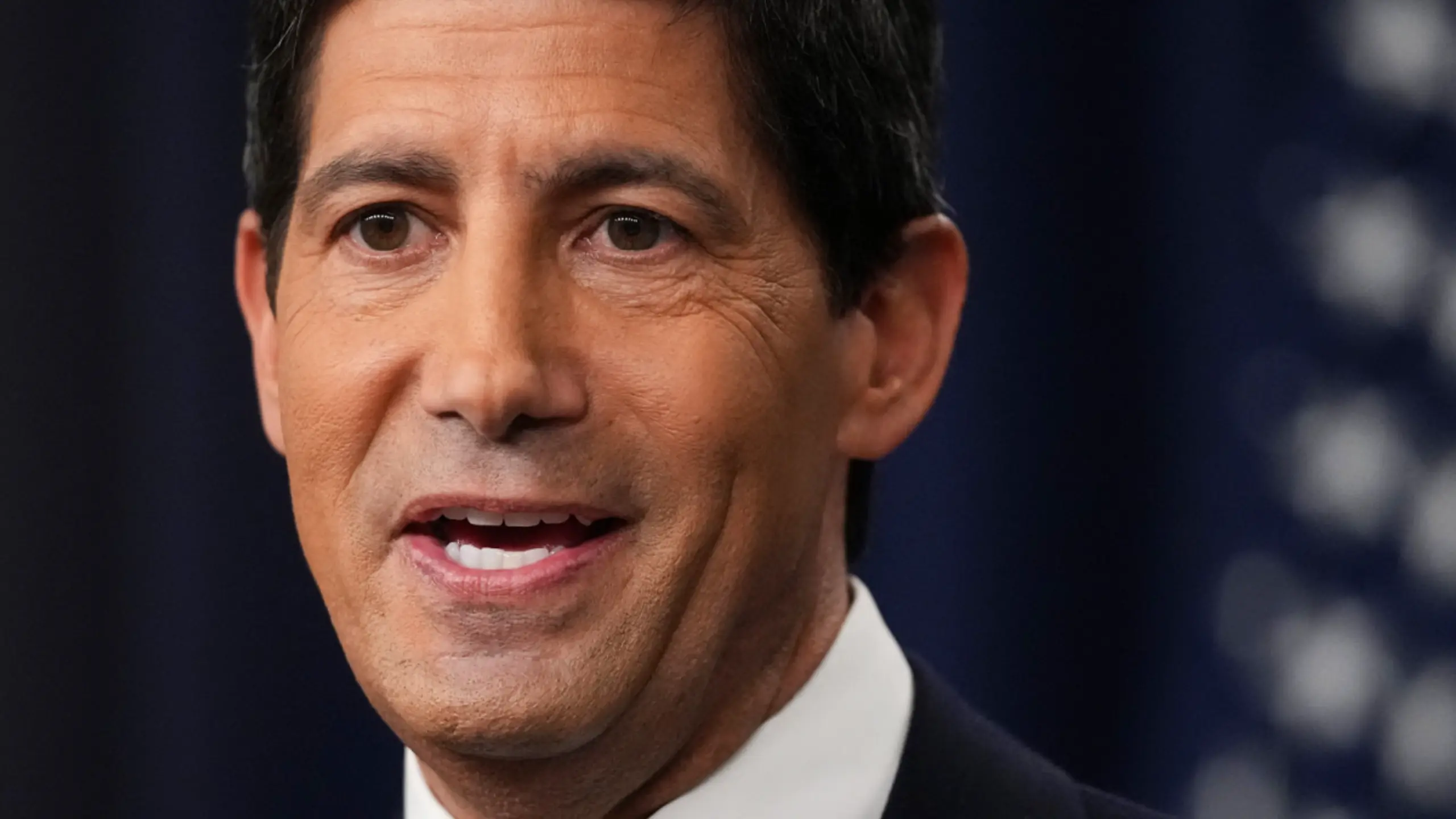 © AFP, ANDREW HARNIK, Apa, Getty Fed-Chef Kevin Warsh gibt nichts über künftigen Zinskurs preis