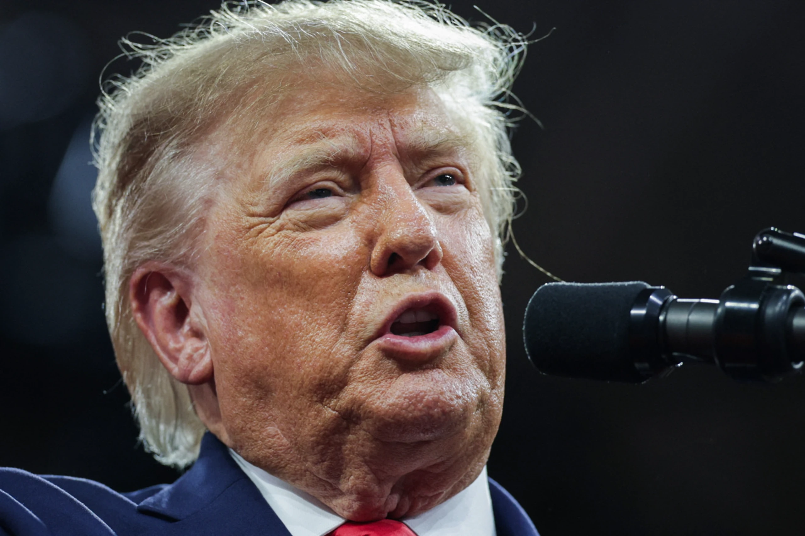 Trump hebt Zölle auf bestimmte kanadische Waren auf
