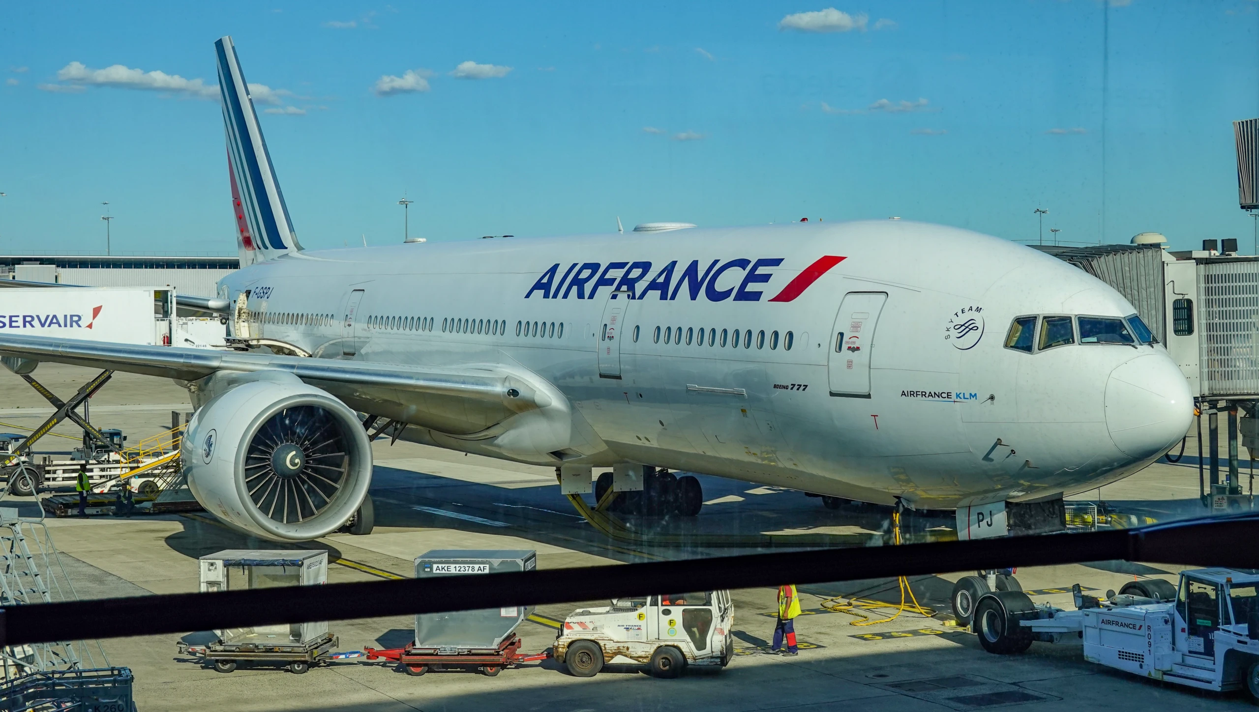 Flugzeug von Air France am Terminal