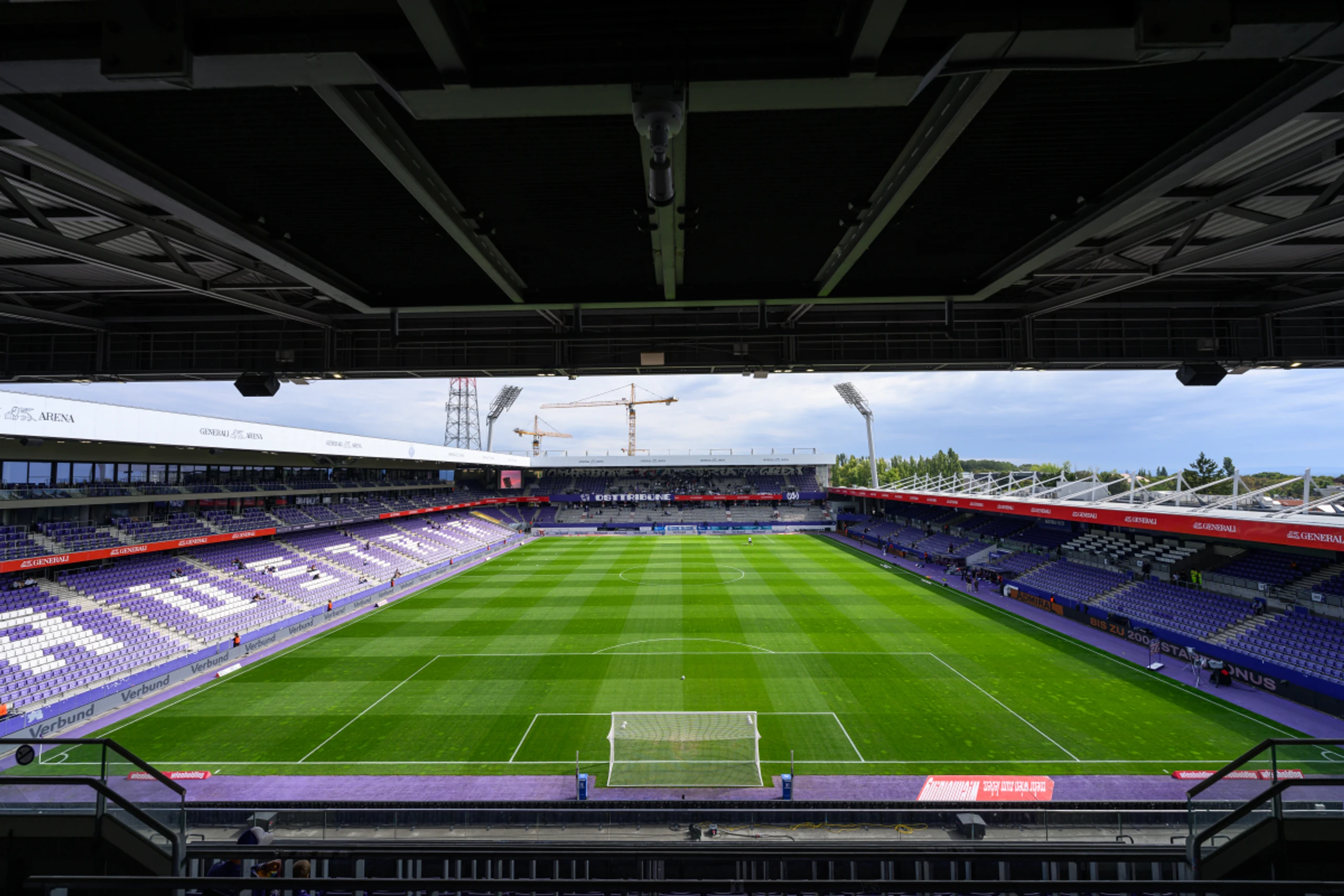 Ins Stadion der Austria darf "Unsterblich Wien" schon lange nicht mehr