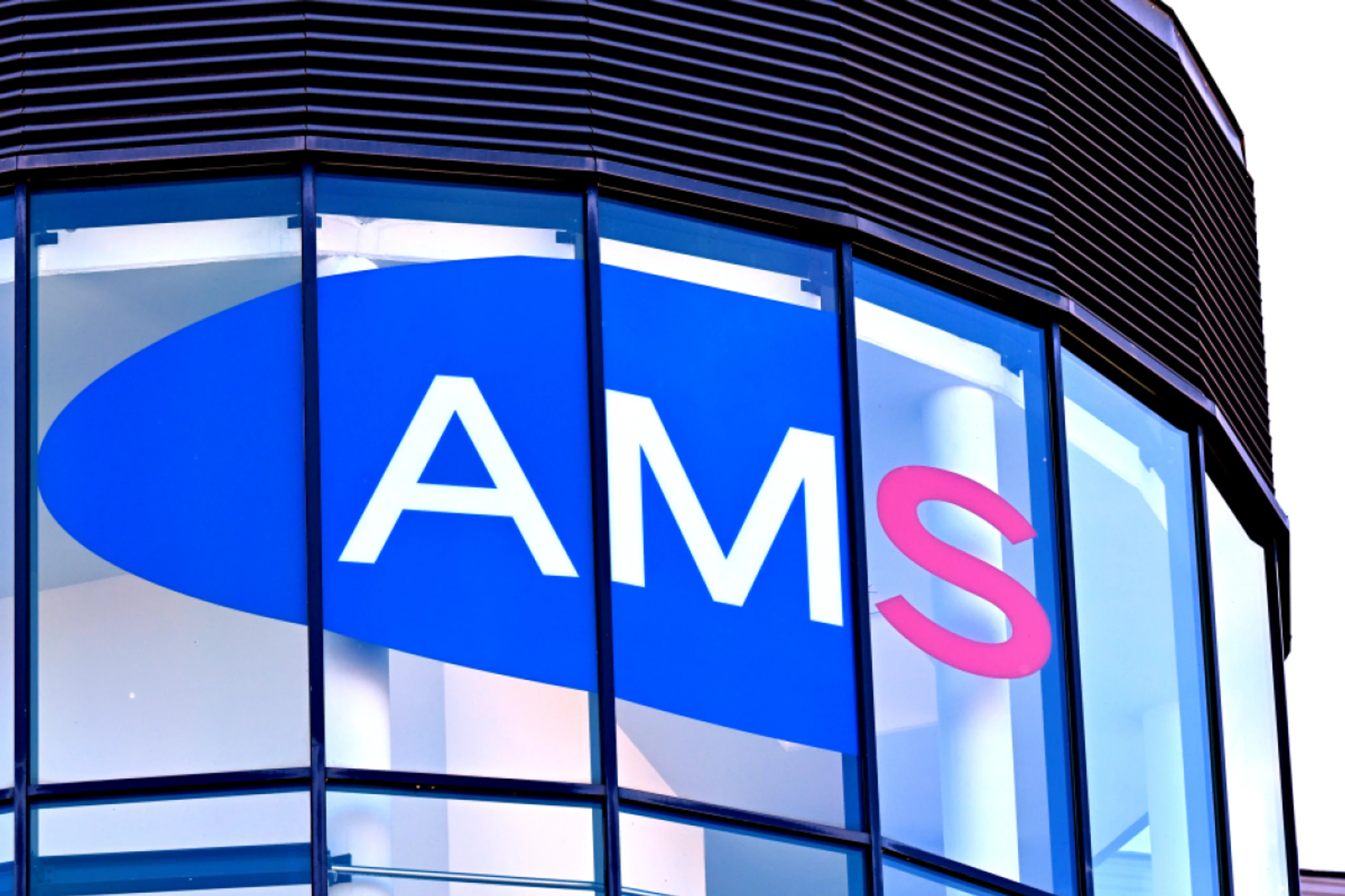 AMS: Über 100.000 Personen betroffen