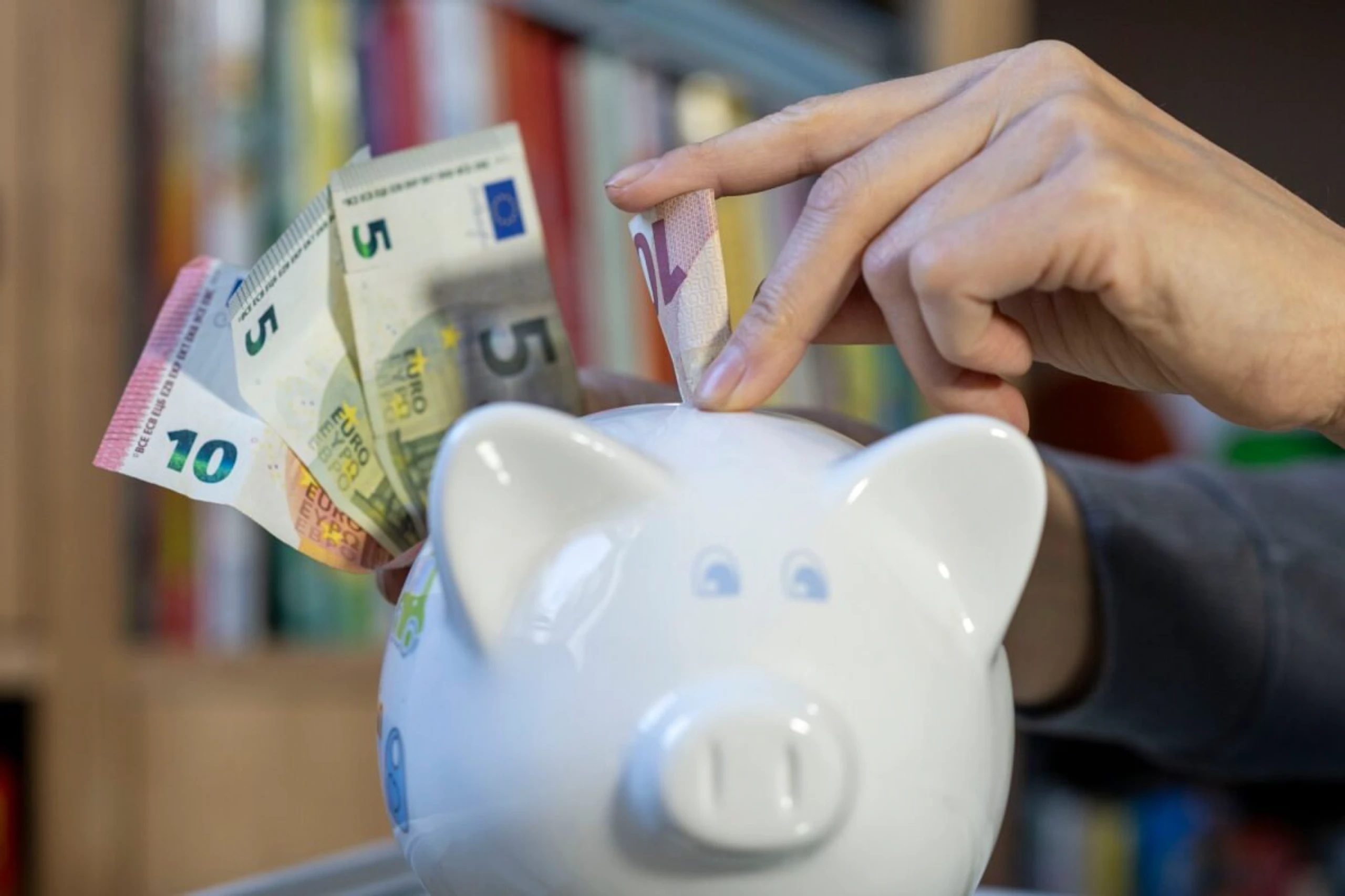 Das Sparschwein ist in Österreich immer noch beliebt