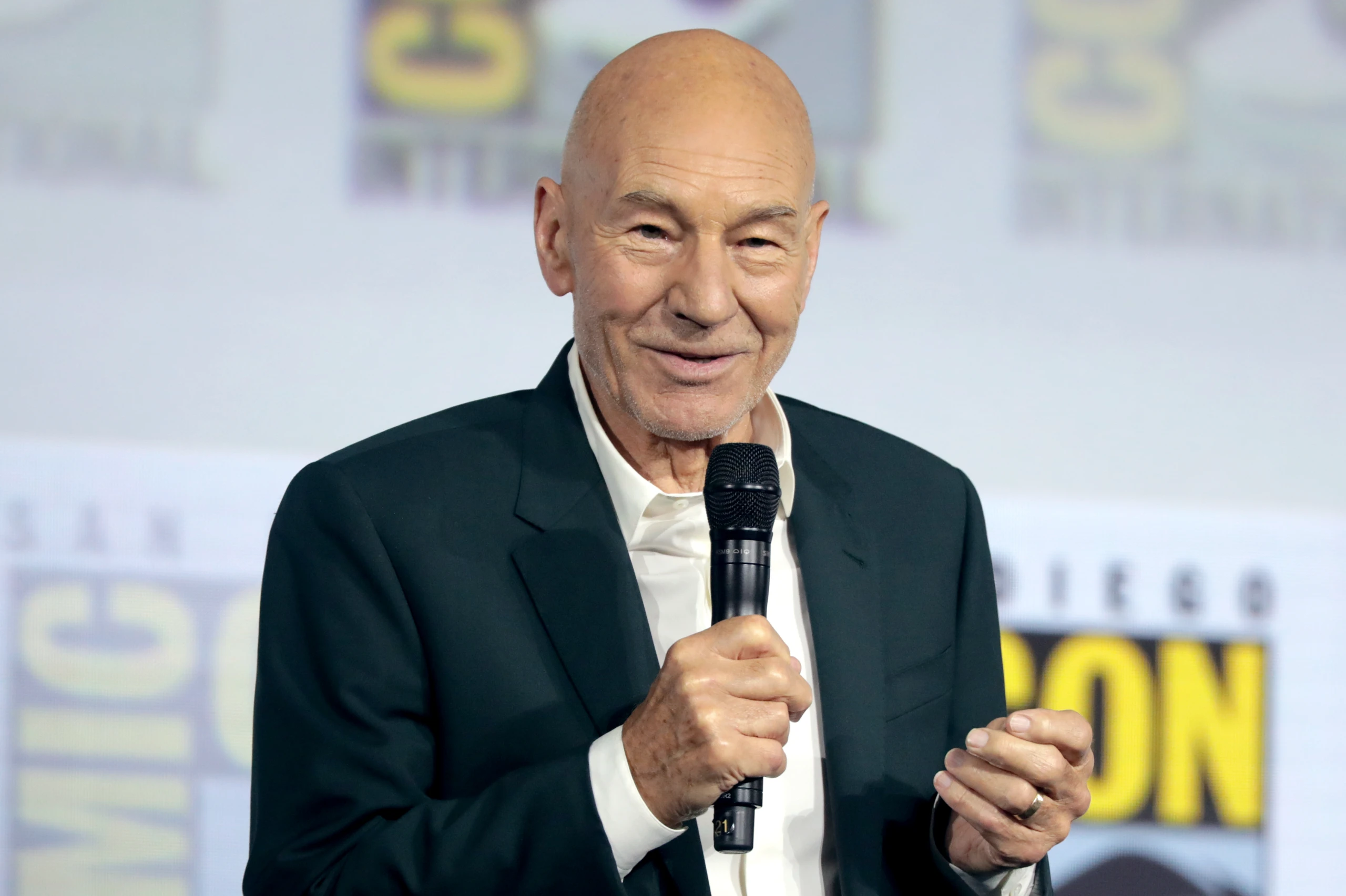 Patrick Stewart spricht auf der Comic-Con in San Diego 2019 über die Serie Star Trek: Picard