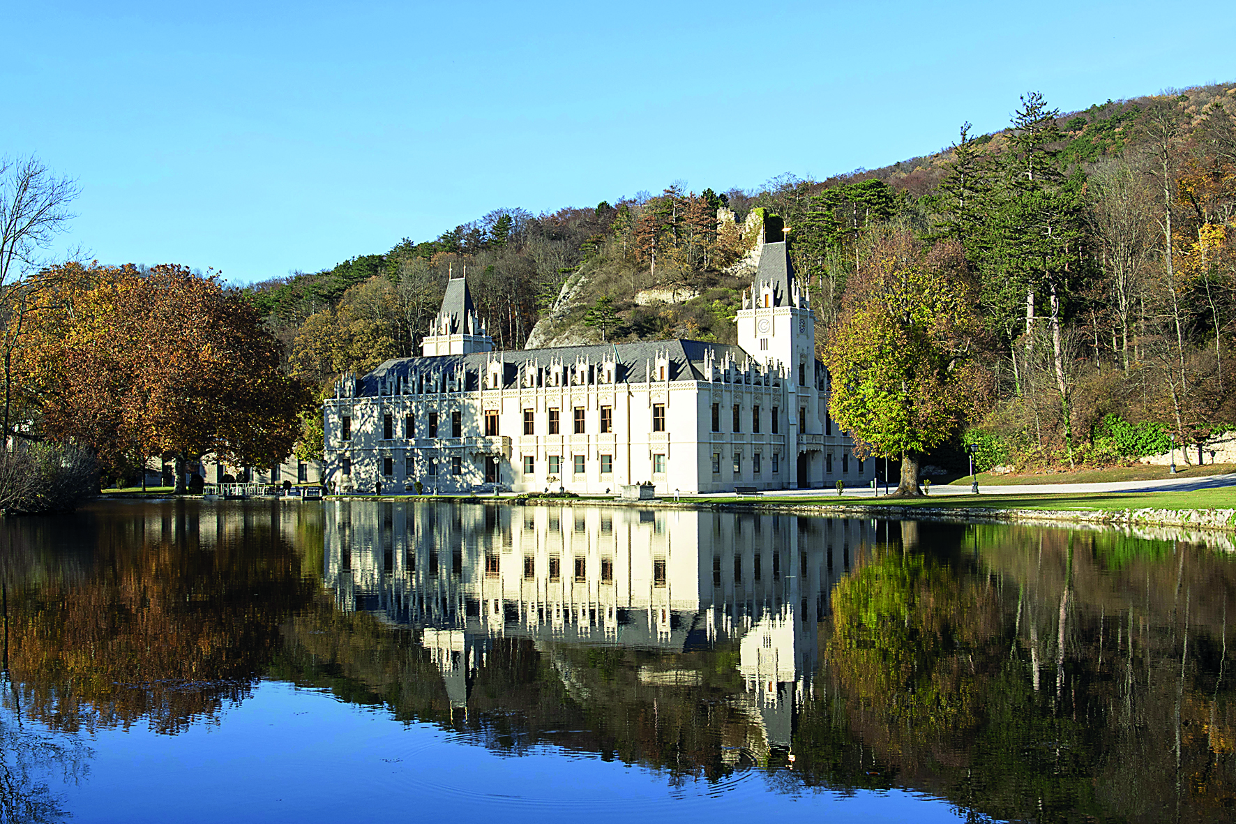 Schloss Hernstein