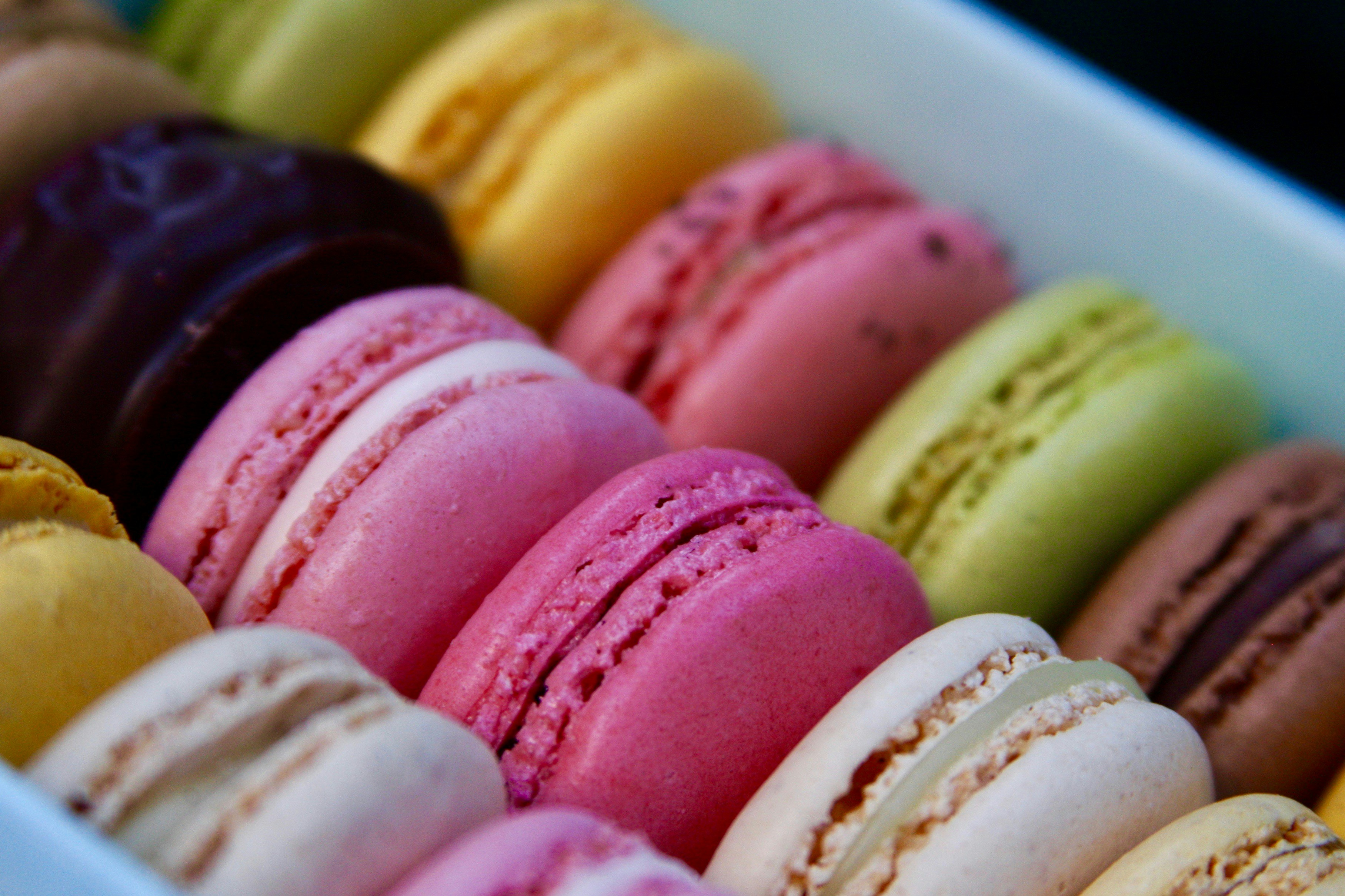 Macrons