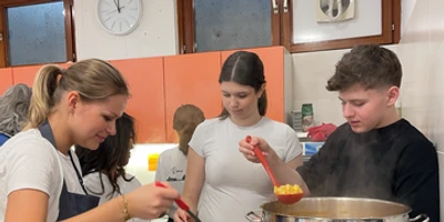 Essen für die Seele: ein Sozialprojekt der 4HKA