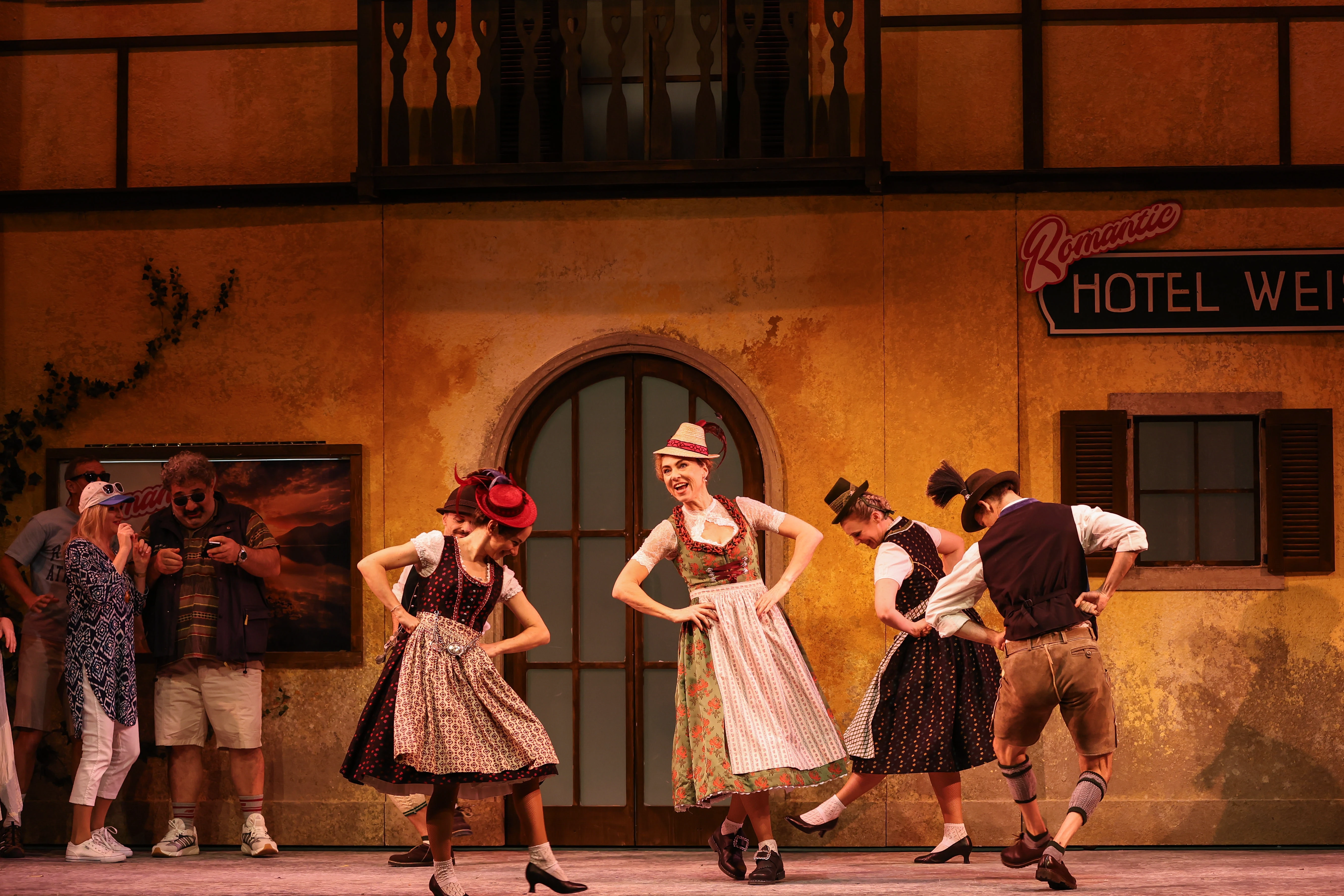 Volksoper
