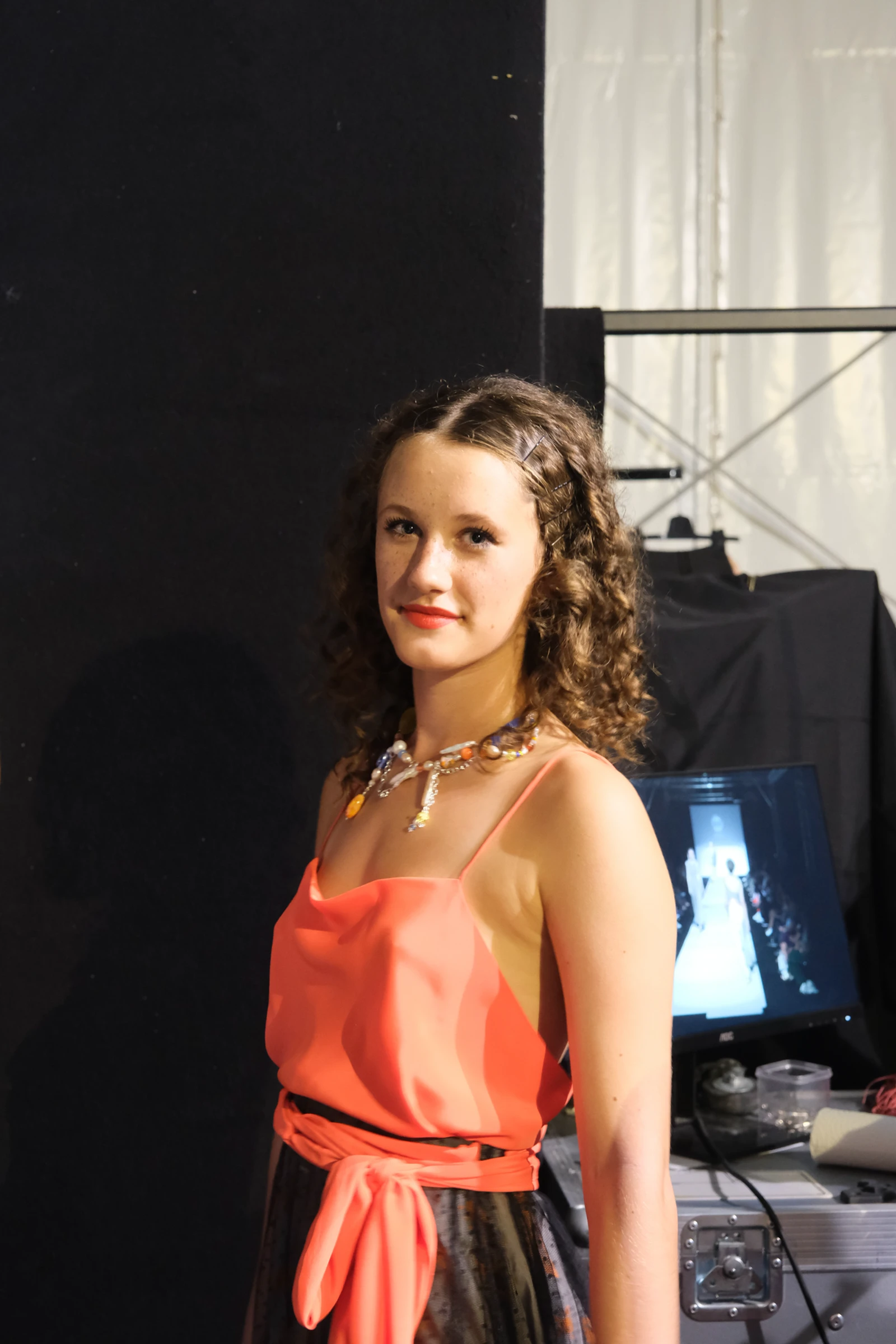 MQVFW23 Backstage