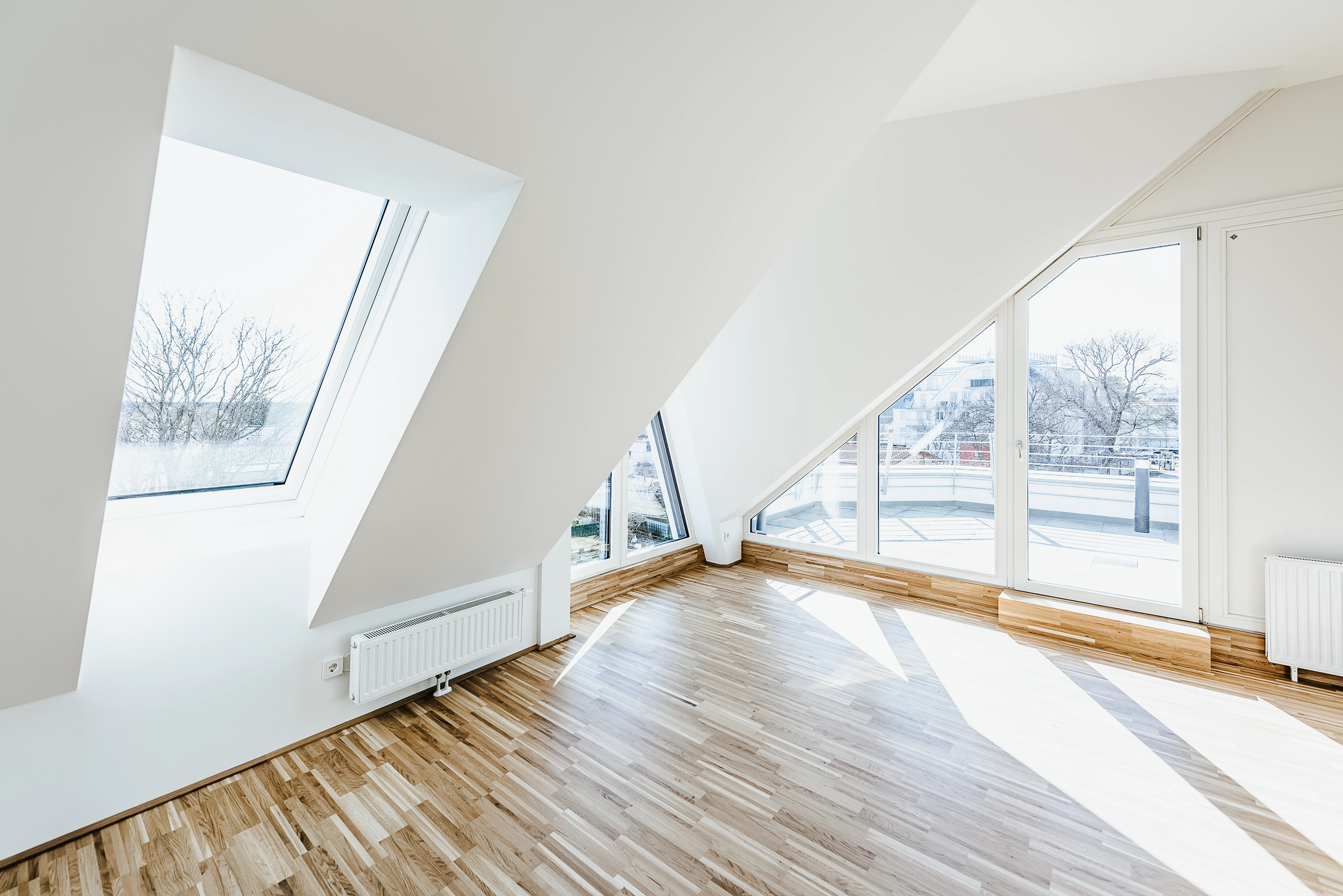 Renovierte Dachgeschosswohnung mit Dachterrasse